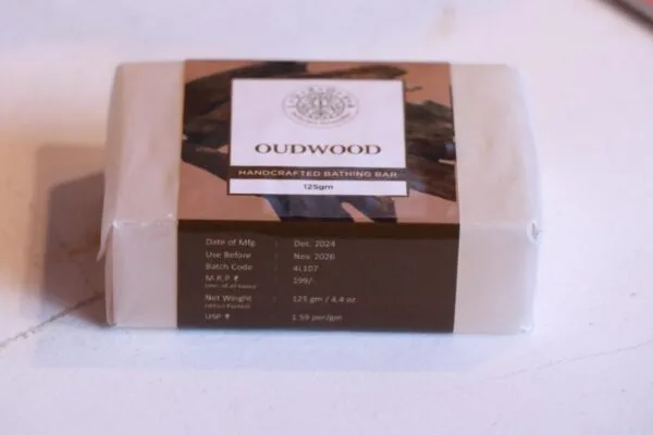 LUXOVA Oudwood soap - 125gm - Image 3